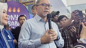 Ketua Umum Partai Amanat Nasional (PAN) Zulkifli Hasan mengungkapkan bahwa sosok berinisial "S" yang diusulkan sebagai bakal calon wakil gubernur untuk mendampingi Ridwan Kamil pada Pilkada Jakarta 2024 adalah Suswono, mantan Menteri Pertanian.