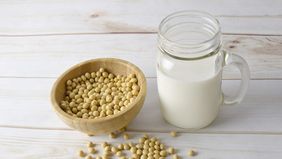 Susu kedelai disarankan sebagai alternatif susu sapi yang sehat, kaya protein, membantu kesehatan jantung, kalsium, rendah kalori, dan mengandung isoflavon.