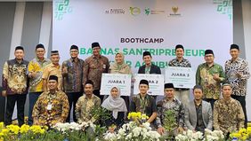 BAZNAS RI dan Kopontren Al-Ittifaq mengumumkan pemenang Kompetisi Santripreneur Sektor Agrobisnis dan memberikan bantuan kepada para pemenang tersebut.