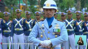 Kolonel Pnb Taufik Nur Cahyanto, salah satu yang telah mengabdikan hidupnya untuk bangsa, mendapat kehormatan besar sebagai Komandan Upacara Penurunan Bendera Merah Putih di Ibu Kota Nusantara (IKN) pada peringatan HUT Ke-79 Republik Indonesia.