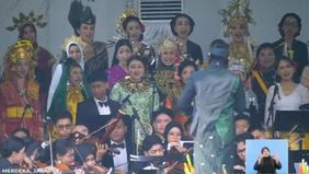 Alunan musik dari Gita Bahana Nusantara (GBN) memeriahkan suasana menjelang upacara peringatan Detik-Detik Proklamasi Hari Ulang Tahun (HUT) ke-79 Republik Indonesia di Istana Merdeka, Jakarta, Sabtu.