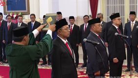 Ketiga jadi pejabat setingkat menteri.