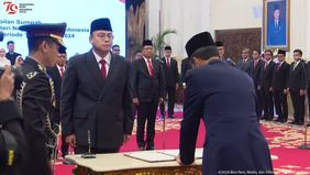 Deputi Bappilu DPP Partai Demokrat, Kamhar Lakumani buka suara soal perombakan atau reshuffle kabinet yang dilakukan oleh Presiden Joko Widodo.