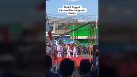 Kepala Desa Bawak, Ponidi, pingsan setelah jatuh dari kuda saat karnaval di Kabupaten Klaten.