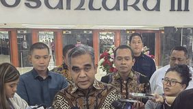 Sekretaris Partai Gerindra Ahmad Muzani membantah isu keretakan antara Presiden Terpilih Prabowo Subianto dengan Presiden Joko Widodo (Jokowi).