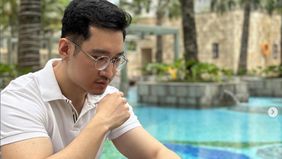 Raymond Chin tengah menjadi perbincangan hangat di media sosial, pendiri startup yang bergerak di bidang edukasi investasi ini selalu dikira beragama Kristen.