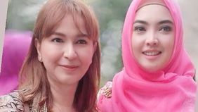 Puput Novel meninggal di usia 50 Tahun.