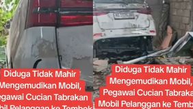 Mobilnya terlihat banyak penyok.