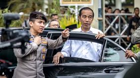 Asisten ajudan Presiden Jokowi, Kompol Syarif Muhammad Fitriansyah baru-baru ini memposting perjalanan hidup Jokowi sejak usia belia hingga memimpin Indonesia selama 10 tahun ini. 