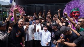 Bakal calon wakil gubernur Jakarta Rano Karno atau biasa disapa 'Bang Doel' melakukan kunjungan silaturahmi ke Perguruan Silat Pusaka Djakarta di Manggarai Selatan, Tebet, Jakarta Selatan, Jumat (20/9/2024).