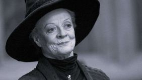 Aktris legendaris yang memerankan Profesor Minerva McGonagall dalam seri film Harry Potter telah meninggal dunia pada hari Jumat (27/9) yang lalu. Dame Maggie Smith, aktris serba bisa asal Inggris, meninggal pada usia 89 tahun di kota London.