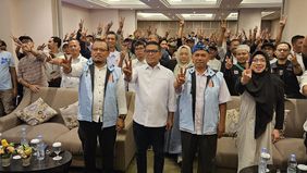 Buruh Sahabat Andra Soni -Dimyati Provinsi Banten yang beranggotakan 100 ribu orang ini mendukung penuh program kerja pasangan ini untuk kesejahteraan kaum buruh di Provinsi  Banten.