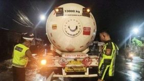 Tragedi memilukan terjadi di Lubuklinggau, Sumatera Selatan, ketika seorang anggota kepolisian yang tengah menjalankan tugas malam dikejutkan oleh kenyataan pahit bahwa korban kecelakaan yang ia evakuasi adalah ayahnya sendiri.