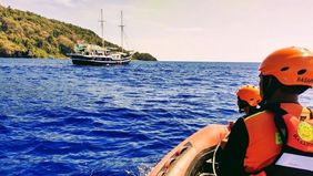 Warga Negara Asing (WNA) asal Amerika Serikat bernama Carol Colleen Monfore (68) dilaporkan hilang saat melakukan diving di Perairan Pulau Reong, Maluku Barat Daya pada 26 September 2024 lalu.