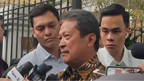 Sakti Wahyu Trenggono ditunjuk Presiden Prabowo Subianto sebagai Menteri Kelautan dan Perikan dan kini ia baru saja dilantik di Istana Merdeka, Senin 21 Oktober 2024.