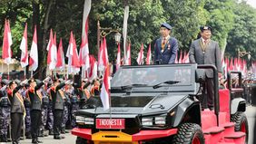 Pengamat politik Ujang Komarudin menyoroti Presiden RI Jokowi yang senantiasa kompak dengan Presiden terpilih Prabowo Subianto jelang pelantikan presiden dan wakil presiden terpilih yang belakangan semakin sering terlihat bersama.