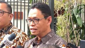 Wakil Menteri Investasi atau Wakil Kepala Badan Koordinator Penanaman Modal (BKPM), Yuliot Tanjung menyambangi kediaman Presiden Terpilih Prabowo Subianto di Jalan Kertanegara, Jakarta Selatan, pada Selasa, 15 Oktober 2024.