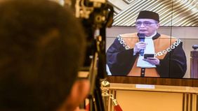 Wakil Ketua Mahkamah Agung Bidang Yudisial, Sunarto, terpilih sebagai Ketua MA menggantikan M. Syarifuddin dalam Sidang Paripurna Khusus Pemilihan Ketua MA yang diadakan di Ruang Prof. Dr. Kusumah Atmadja, Gedung MA, Jakarta, pada hari Rabu.