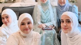 Sejumlah artis teman dekat Irish Bella turut hadir di acara ijab kabul, pagi tadi.