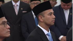 Raffi Ahmad diangkat Presiden Prabowo Subianto untuk mengisi posisi Bidang Pembinaan Generasi Muda dan Pekerja Seni di Istana Kepresidenan Jakarta pada hari Selasa, 22 Oktober 2024.