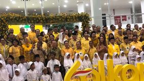 Ketua Umum Partai Golkar, Bahlil Lahadalia, menceritakan proses awal partainya mendapatkan 8 kursi menteri. 