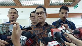 Wakil Ketua DPR RI, Adies Kadir, menyatakan bahwa penetapan pimpinan Komisi XII DPR akan dilakukan pada pekan depan. 