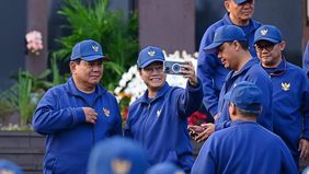 Menteri Pertahanan RI Sjafrie Sjamsoeddin, dan para menteri, wakil menteri kabinet, serta pejabat tinggi, melaksanakan kegiatan akhir yang meliputi senam pagi bersama dan sesi foto bersama Presiden RI Prabowo