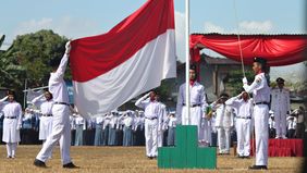 Sumpah Pemuda adalah salah satu peristiwa penting dalam sejarah perjuangan bangsa Indonesia. Dinyatakan pada 28 Oktober 1928, Sumpah Pemuda menjadi simbol perjuangan untuk mewujudkan cita-cita kemerdekaan dan persatuan di antara seluruh elemen bangsa