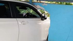 Warga Depok dikejutkan oleh insiden kecelakaan yang melibatkan mobil matic Honda HRV. Mobil tersebut menabrak tembok parkiran GOR Ratujaya hingga mengakibatkan tembok jebol pada Rabu, 30 Oktober 2024 pagi.