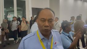 Menteri Koperasi Budi Arie Setiadi merespons pegawai Kementerian Komunikasi dan Digital yang tersangkut perkara judi online.