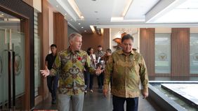 Duta Besar Kanada untuk Indonesia dan Timor-Leste Y.M. Jess Dutton kembali menyambangi Menteri Koordinator Bidang Perekonomian Airlangga Hartarto di Kantor Kementerian Koordinator Bidang Perekonomian.
