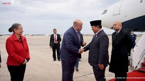 Presiden Republik Indonesia, Prabowo Subianto, tiba di Pangkalan Militer Andrews di Washington D.C., pada Minggu, 10 November 2024.