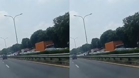 Kecelakaan mobil box di Tol Jatiwarna menyebabkan kemacetan parah dan masih dalam penyelidikan.