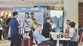 Erupsi Gunung Lewotobi Laki-Laki di Nusa Tenggara Timur menyebabkan pembatalan 90 penerbangan di Bandara I Gusti Ngurah Rai, Bali.