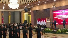 Menteri Hukum, Supratman Andi Agtas, melantik dan mengambil sumpah jabatan untuk 15 pejabat eselon I di Kementerian Hukum.