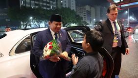 Puluhan Warga Negara Indonesia (WNI) yang tinggal di Brasil dengan penuh antusias menyambut kedatangan Presiden RI, Prabowo Subianto, Sabtu, 17 November 2024 malam.