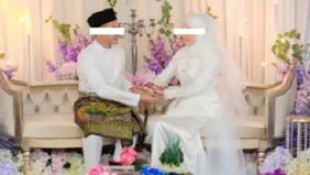 Sepasang pengantin baru di Malang menghadapi stres besar setelah menanggung hutang besar pasca-pernikahan mewah.