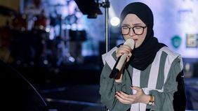 Dua personel Sabyan Gambus, Nissa dan Ayus, resmi menikah setelah isu hubungan kontroversial.