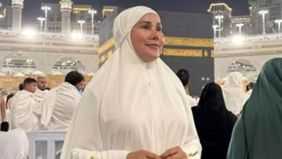 Terkait transgender Isa Zega yang beribadah umroh menggunakan hijab, DPR mengkritik kerja dari Kemenag dan MUI. Kedua instansi itu dinilai memiliki kapasitas dan kewenangan untuk memberikan panduan atau fatwa yang sesuai dengan ketentuan agama dan ke