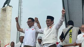 Pasangan calon gubernur dan wakil gubernur DKI Jakarta Ridwan Kamil dan Suswono menggelar kampanye akbar di Lapangan Banteng, Jakarta Pusat, Sabtu 23 November 2024.