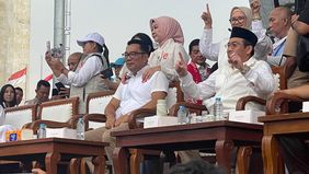 Presiden RI ke-6 Susilo Bambang Yudhoyono (SBY) dan Presiden ke-7 Joko Widodo (Jokowi) batal hadir di kampanye akbar calon gubernur dan wakil gubernur DKI Jakarta Ridwan Kamil-Suswono (RIDO) di Lapangan Banteng, Jakarta Pusat, Sabtu 23 November 2024.