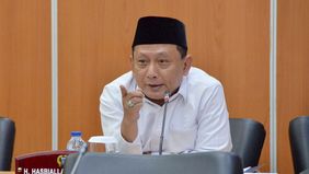 Anggota Komisi III DPR dari Fraksi PKB, Hasbiallah Ilyas, mendukung pernyataan Ketua Dewan Ekonomi Nasional, Luhut Binsar Pandjaitan, yang menyebut Operasi Tangkap Tangan (OTT) KPK sebagai metode yang "kampungan."