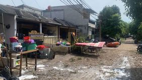 Badan Penanggulangan Bencana Daerah (BPBD) Kota Tangerang melaporkan bahwa banjir yang melanda kawasan Periuk akibat jebolnya tanggul telah surut.