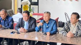 Sidang gugatan praperadilan penetapan tersangka mantan Menteri Perdagangan Thomas Trikasih Lembong atau Tom Lembong oleh Kejaksaan Agung (Kejagung), dengan agenda pembacaan kesimpulan kedua belah pihak, digelar hari ini di Pengadilan Negeri Jakarta S