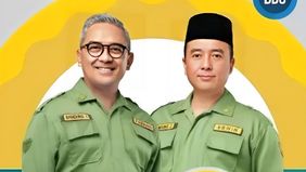 Hasil quick count dari lembaga survei Charta Politika memperlihatkan bahwa pasangan calon nomor urut 03, Muhammad Farhan dan Erwin, unggul atas tiga pasangan calon lainnya dalam Pilwalkot Bandung 2024.