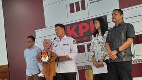 Komisi Pemilihan Umum (KPU) DKI Jakarta menyatakan, saat ini sudah 100 persen data perhitungan suara (formulir C Hasil) di tempat pemungutan suara (TPS) se-Jakarta telah terunggah ke sistem informasi rekapitulasi hasil penghitungan suara (Sirekap).