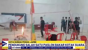 Pendukung Salah Satu Pasangan Calon Wali Kota Merusak Dan membakar Kotak Suara.
