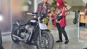 Komisi Pemberantasan Korupsi (KPK) menampilkan sepeda motor besar (moge) yang disita dari Rafael Alun Trisambodo, mantan pejabat Direktorat Jenderal Pajak Kementerian Keuangan yang terjerat kasus korupsi.