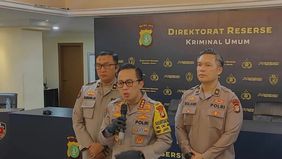 Seorang pengendara sepeda motor yang diketahui berinisial IPB (32) melaporkan kejadian penganiayaan yang dialaminya oleh seorang pengendara mobil ke Polda Metro Jaya pada Senin, 9 Desember 2024, di kawasan Depok, Jawa Barat.