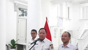 Pemerintah Provinsi DKI Jakarta akan mengeluarkan surat edaran yang berisi imbauan bagi pegawai untuk bekerja dari rumah (WFH) apabila terjadi banjir pada hari kerja.